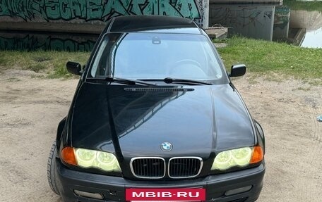 BMW 3 серия, 2001 год, 520 000 рублей, 8 фотография