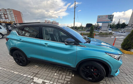 Geely Coolray I, 2022 год, 2 200 000 рублей, 3 фотография