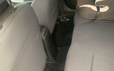Hyundai Solaris II рестайлинг, 2011 год, 820 000 рублей, 9 фотография