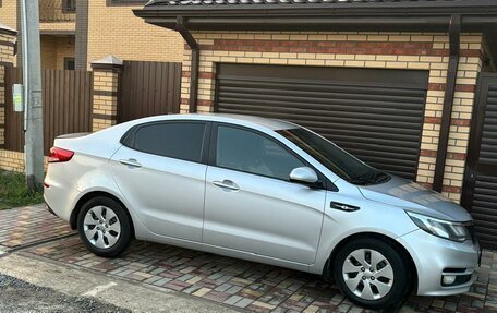 KIA Rio III рестайлинг, 2015 год, 860 000 рублей, 5 фотография