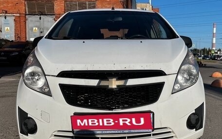 Chevrolet Spark III, 2011 год, 450 000 рублей, 1 фотография