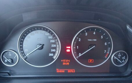 BMW 5 серия, 2011 год, 2 000 000 рублей, 14 фотография