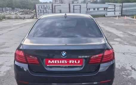 BMW 5 серия, 2011 год, 2 000 000 рублей, 12 фотография