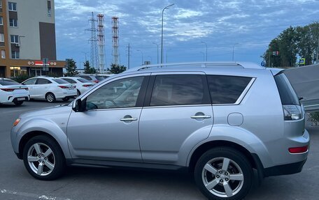 Mitsubishi Outlander III рестайлинг 3, 2008 год, 1 230 000 рублей, 3 фотография