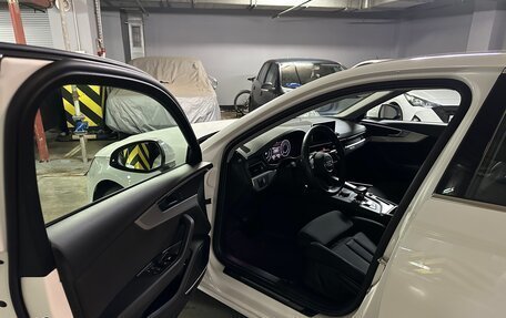 Audi A4, 2018 год, 2 950 000 рублей, 11 фотография