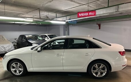 Audi A4, 2018 год, 2 950 000 рублей, 8 фотография