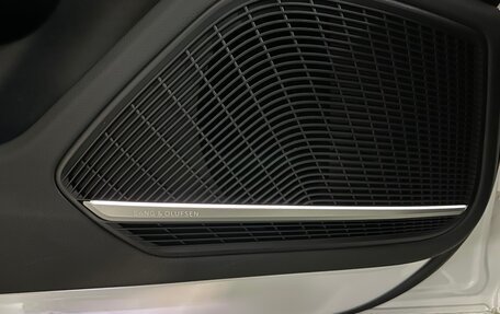 Audi A4, 2018 год, 2 950 000 рублей, 19 фотография