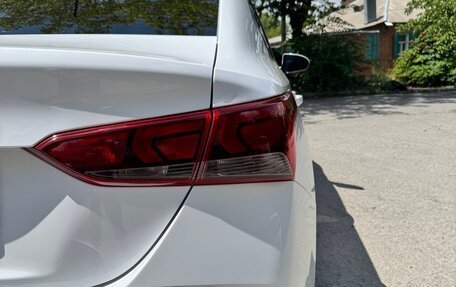 Hyundai Solaris II рестайлинг, 2021 год, 1 870 000 рублей, 6 фотография