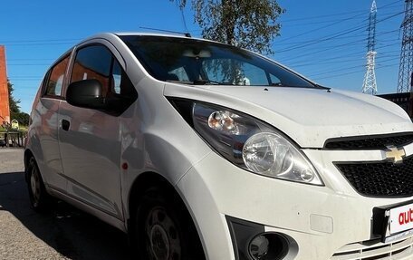 Chevrolet Spark III, 2011 год, 450 000 рублей, 2 фотография