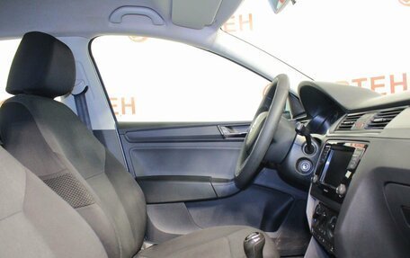 Skoda Rapid I, 2017 год, 999 000 рублей, 10 фотография