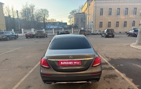 Mercedes-Benz E-Класс, 2019 год, 4 650 000 рублей, 5 фотография