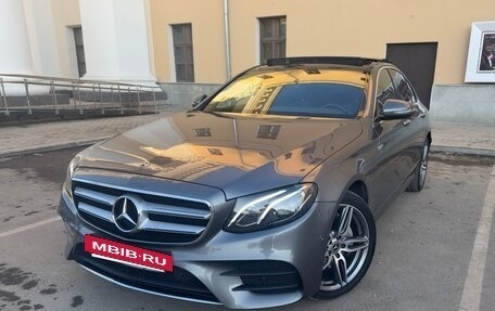 Mercedes-Benz E-Класс, 2019 год, 4 650 000 рублей, 9 фотография