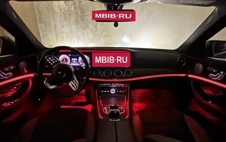 Mercedes-Benz E-Класс, 2019 год, 4 650 000 рублей, 40 фотография