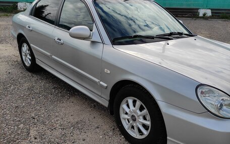 Hyundai Sonata IV рестайлинг, 2002 год, 490 000 рублей, 3 фотография
