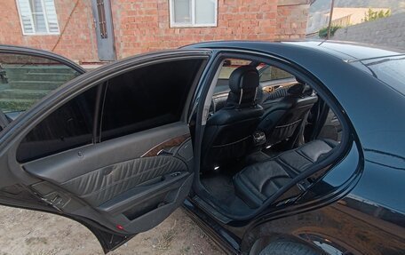 Mercedes-Benz E-Класс, 2005 год, 800 000 рублей, 1 фотография