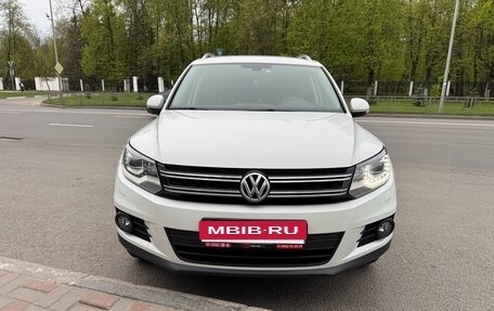 Volkswagen Tiguan I, 2016 год, 2 100 000 рублей, 16 фотография