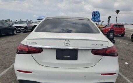 Mercedes-Benz E-Класс, 2021 год, 2 990 000 рублей, 5 фотография