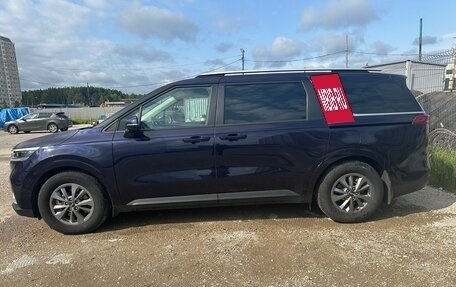 KIA Carnival, 2021 год, 3 800 000 рублей, 4 фотография