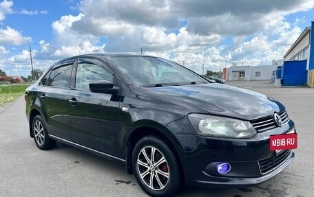 Volkswagen Polo VI (EU Market), 2011 год, 700 000 рублей, 8 фотография