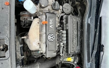 Volkswagen Polo VI (EU Market), 2011 год, 700 000 рублей, 14 фотография