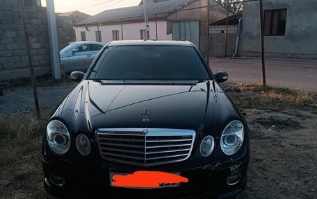 Mercedes-Benz E-Класс, 2005 год, 800 000 рублей, 10 фотография