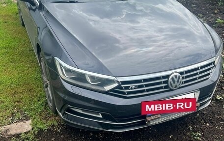 Volkswagen Passat B8 рестайлинг, 2017 год, 2 200 000 рублей, 5 фотография