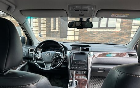 Toyota Camry, 2017 год, 2 150 000 рублей, 8 фотография