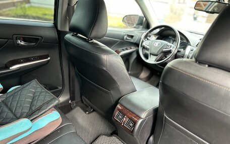 Toyota Camry, 2017 год, 2 150 000 рублей, 14 фотография