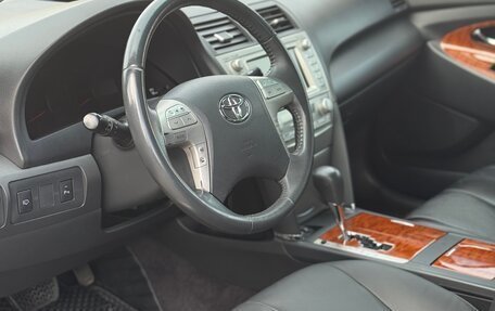 Toyota Camry, 2011 год, 1 290 000 рублей, 16 фотография
