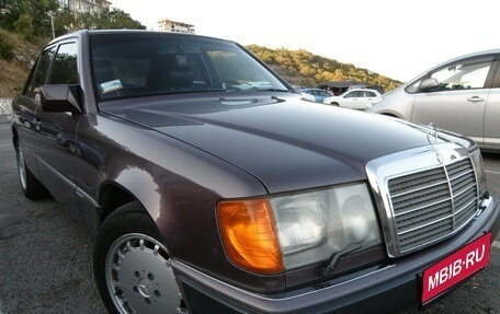 Mercedes-Benz W124, 1991 год, 800 000 рублей, 1 фотография
