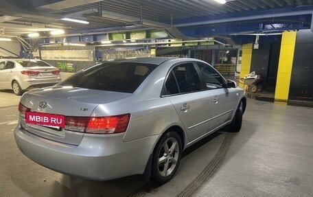 Hyundai Sonata VI, 2007 год, 500 000 рублей, 2 фотография