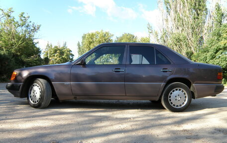 Mercedes-Benz W124, 1991 год, 800 000 рублей, 3 фотография