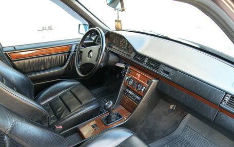 Mercedes-Benz W124, 1991 год, 800 000 рублей, 13 фотография