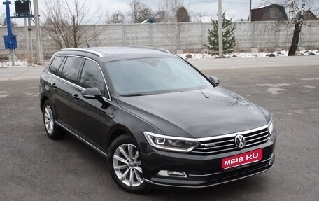 Volkswagen Passat B8 рестайлинг, 2018 год, 2 500 000 рублей, 1 фотография