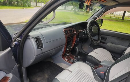 Toyota Hilux Surf III рестайлинг, 1996 год, 900 000 рублей, 5 фотография