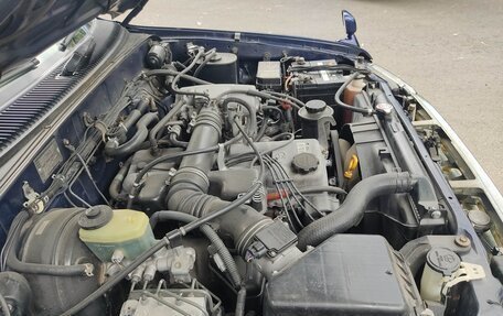 Toyota Hilux Surf III рестайлинг, 1996 год, 900 000 рублей, 13 фотография