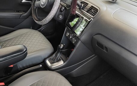Volkswagen Polo VI (EU Market), 2010 год, 730 000 рублей, 17 фотография