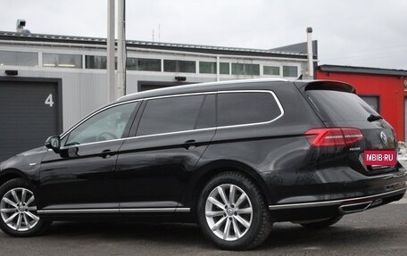 Volkswagen Passat B8 рестайлинг, 2018 год, 2 500 000 рублей, 2 фотография