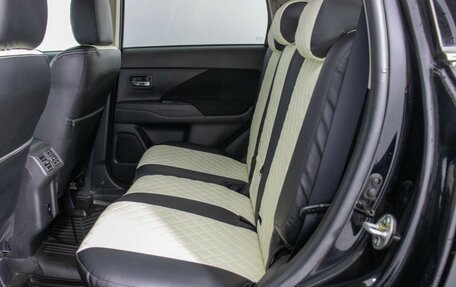 Mitsubishi Outlander III рестайлинг 3, 2020 год, 2 180 000 рублей, 11 фотография