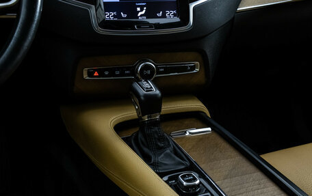 Volvo XC90 II рестайлинг, 2016 год, 2 949 000 рублей, 15 фотография