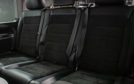 Volkswagen Multivan T6 рестайлинг, 2015 год, 3 390 000 рублей, 10 фотография