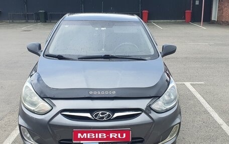 Hyundai Solaris II рестайлинг, 2014 год, 650 000 рублей, 15 фотография