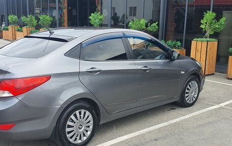 Hyundai Solaris II рестайлинг, 2014 год, 650 000 рублей, 17 фотография