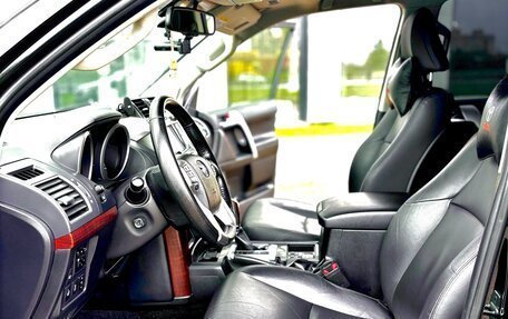 Toyota Land Cruiser Prado 150 рестайлинг 2, 2017 год, 3 750 000 рублей, 21 фотография