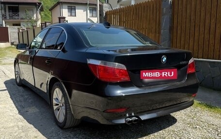 BMW 5 серия, 2006 год, 650 000 рублей, 3 фотография