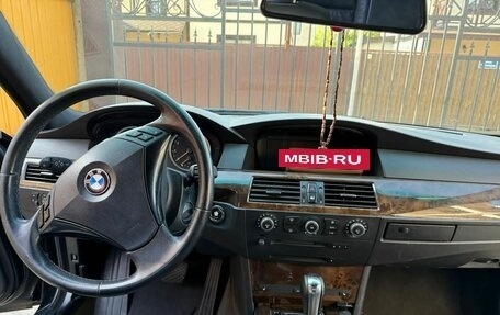 BMW 5 серия, 2006 год, 650 000 рублей, 8 фотография