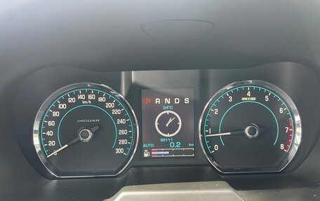 Jaguar XF I рестайлинг, 2014 год, 2 430 000 рублей, 9 фотография