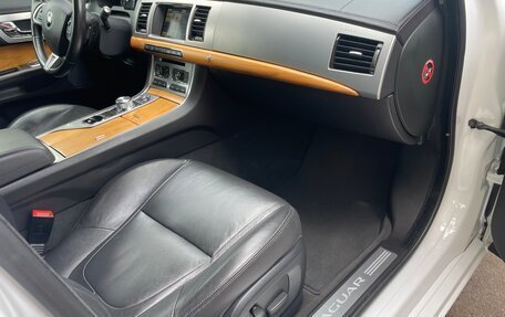 Jaguar XF I рестайлинг, 2014 год, 2 430 000 рублей, 20 фотография
