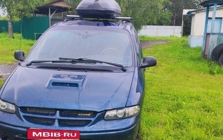 Dodge Caravan III, 2000 год, 600 000 рублей, 2 фотография