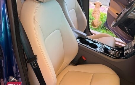 Jaguar XE I рестайлинг, 2016 год, 1 990 000 рублей, 12 фотография